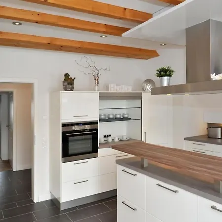アパート In Feldmannshof Mit Grill Und Garten By Interhome *